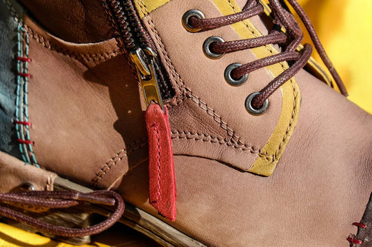 How to Choose Anti-Skid Shoelaces for Warehouse Work Shoes