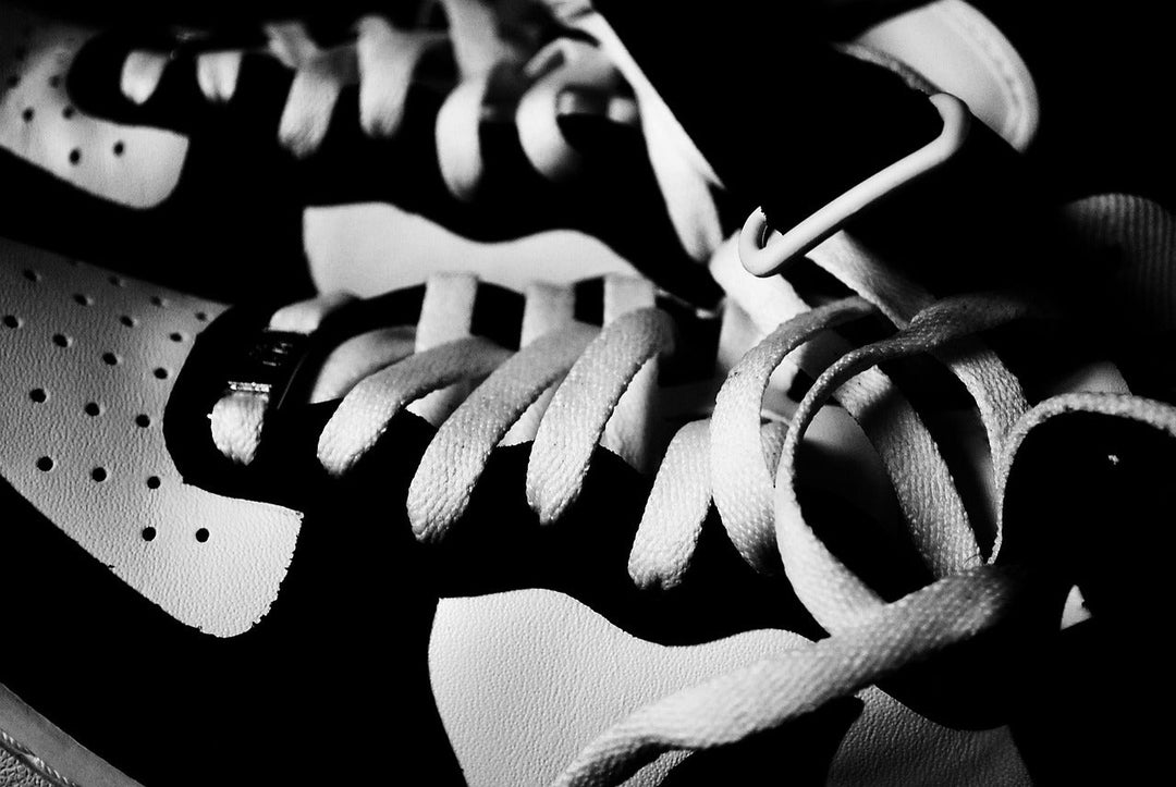 How to Match Nike Air Force 1 Shoelaces with Seasonal Trends