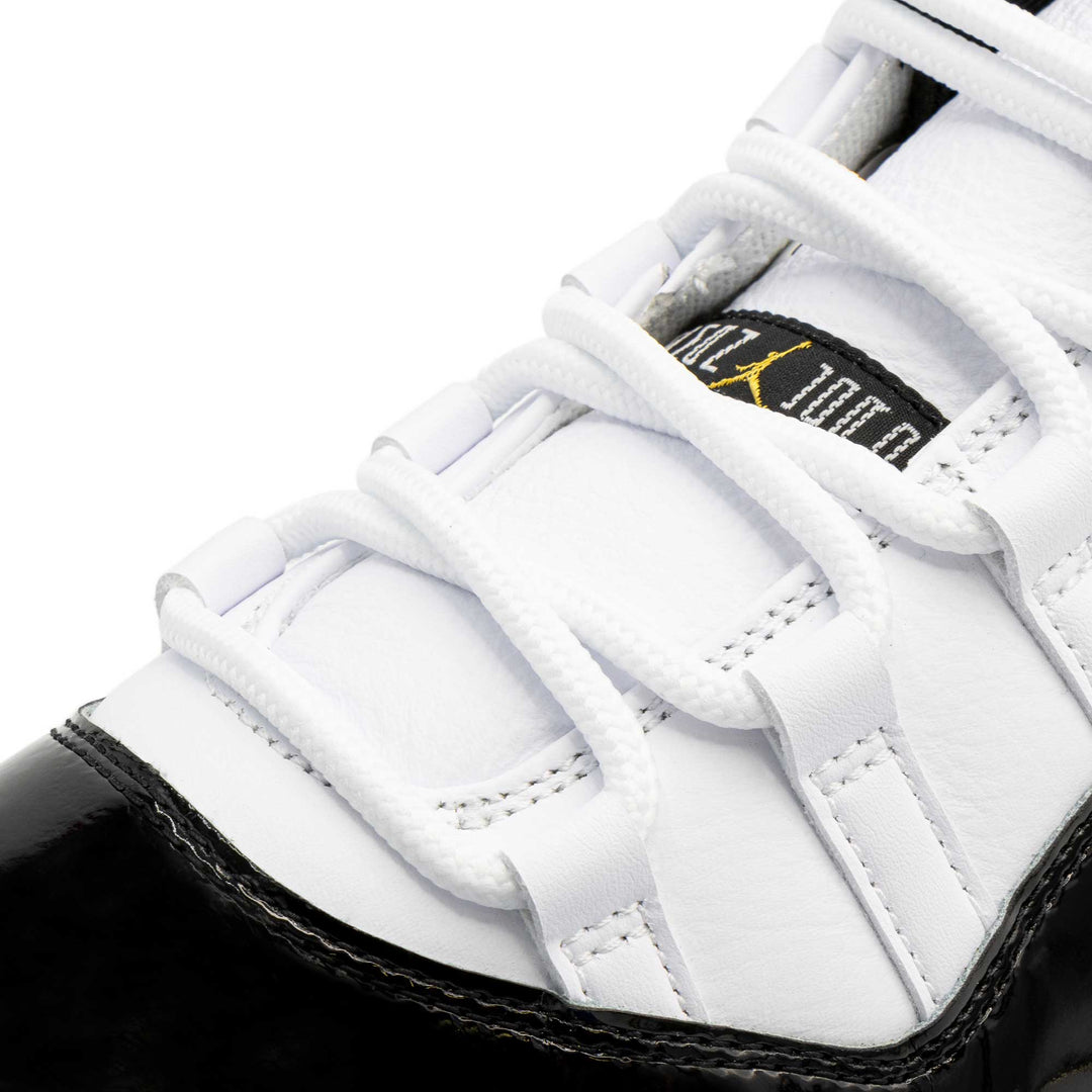 White - XI Rope Laces on shoe Jordan XI