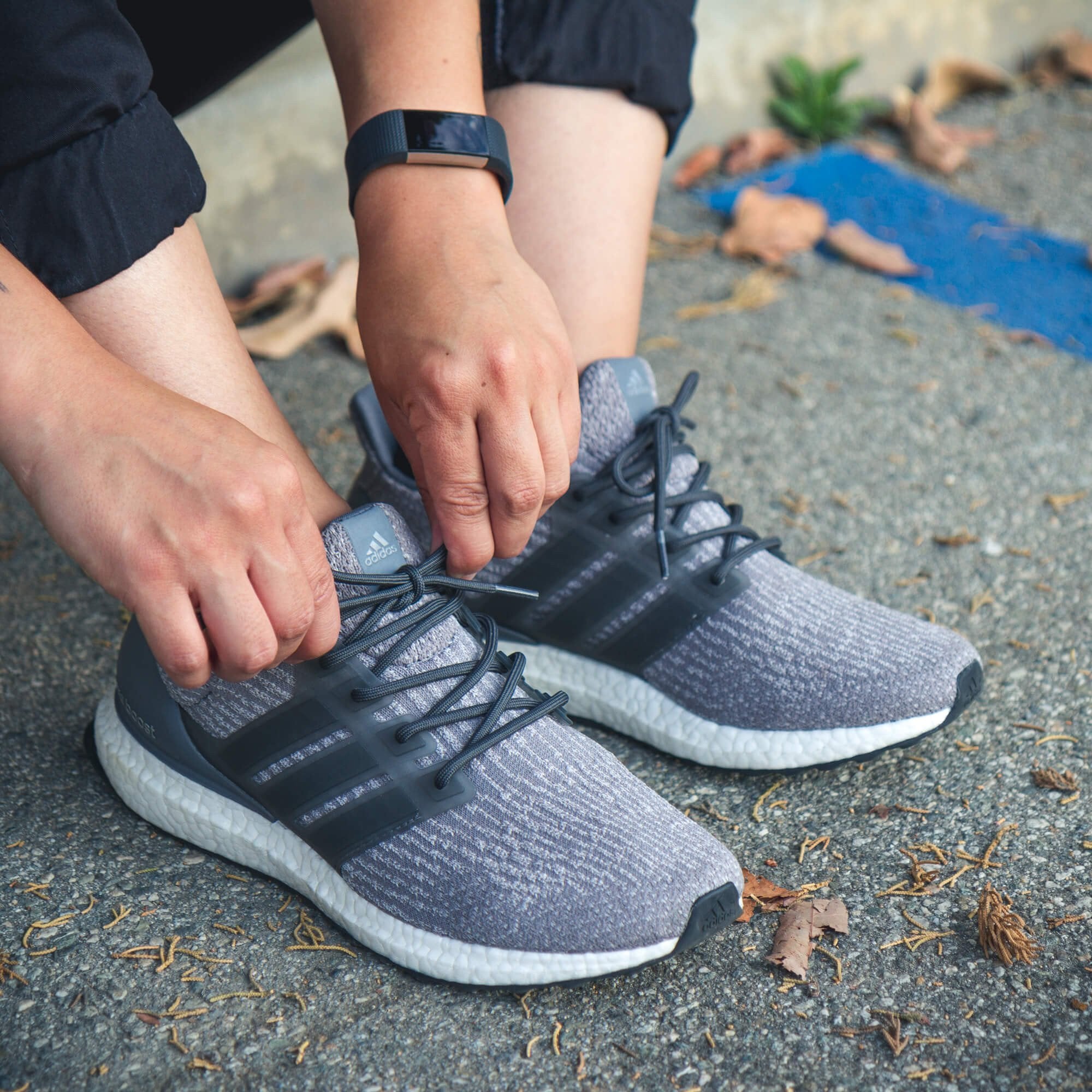 3 Easy Ways to Tie an Adidas Ultra Boost - wikiHow